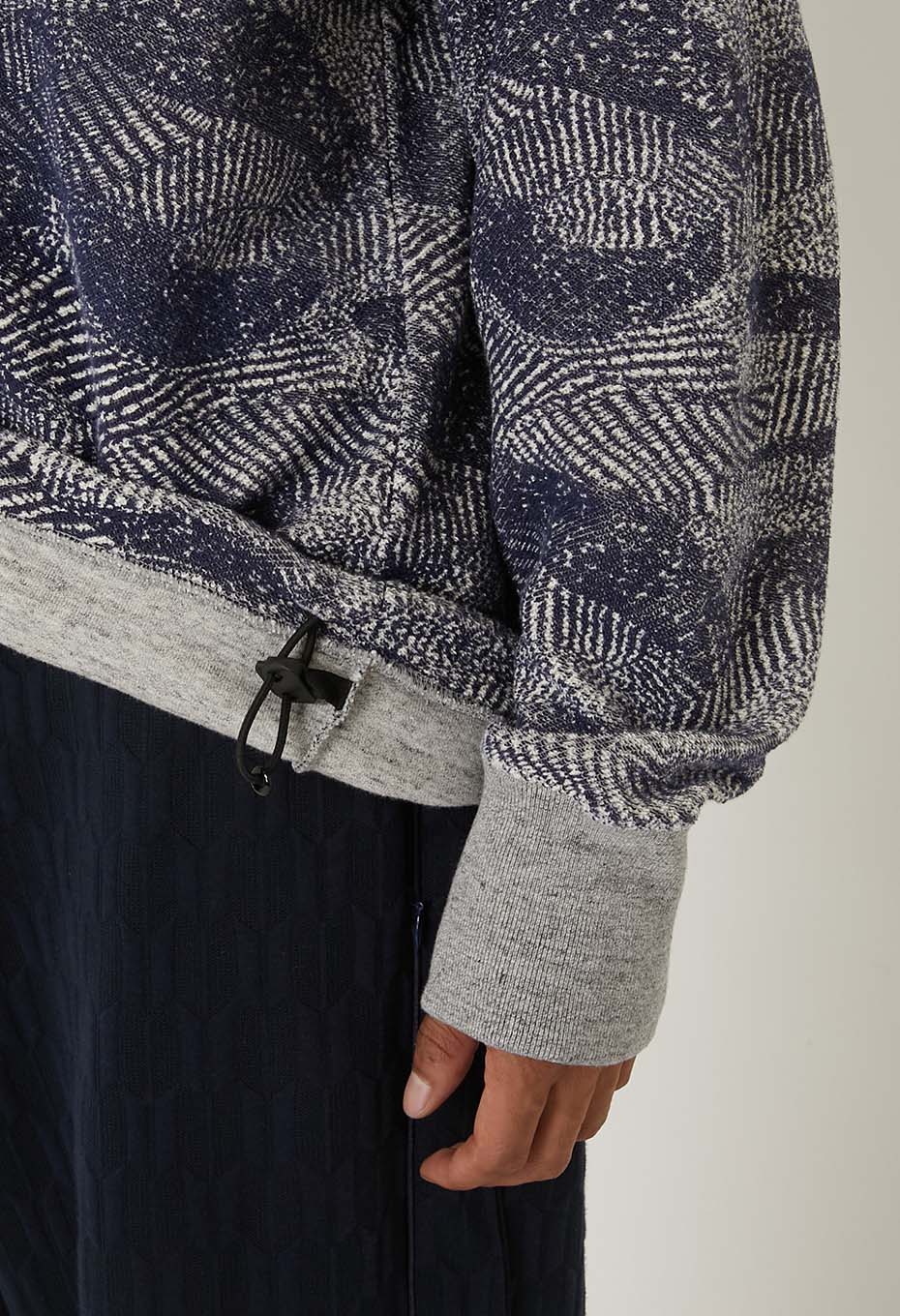 Blue Blue Japan Knitted "Wind Flow" Crewneck Pullover