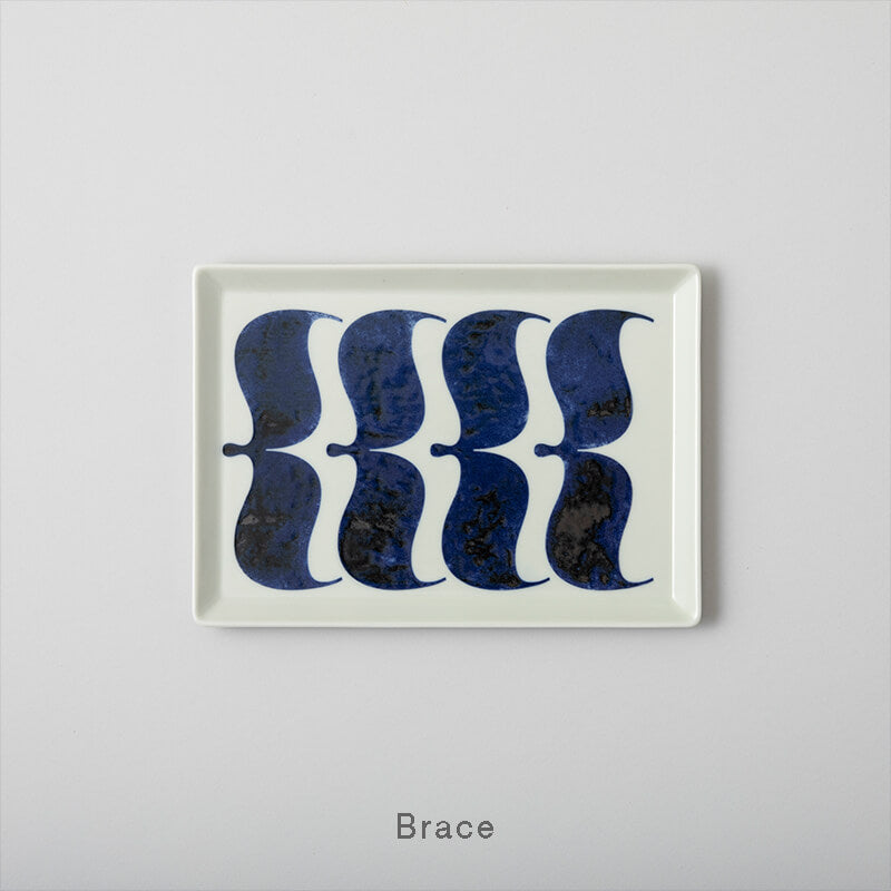 HASAMI Family Collection SEASON 01 SQUARE PLATE/Brace