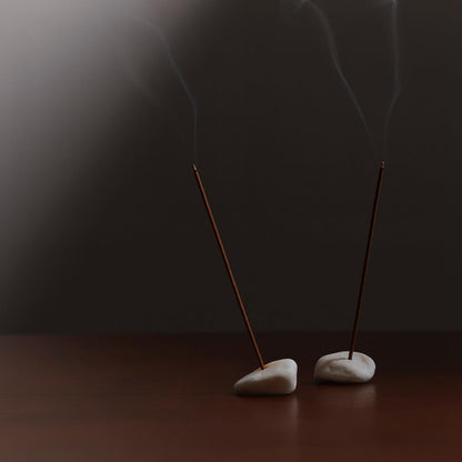 [TOKYO KODO 東京香堂] White Stone Incense Holder