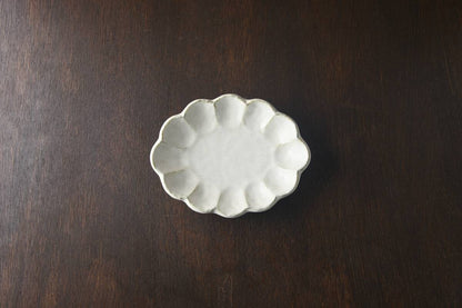 Kaneko Kohyo （小兵）White Oval  Rinka Plate