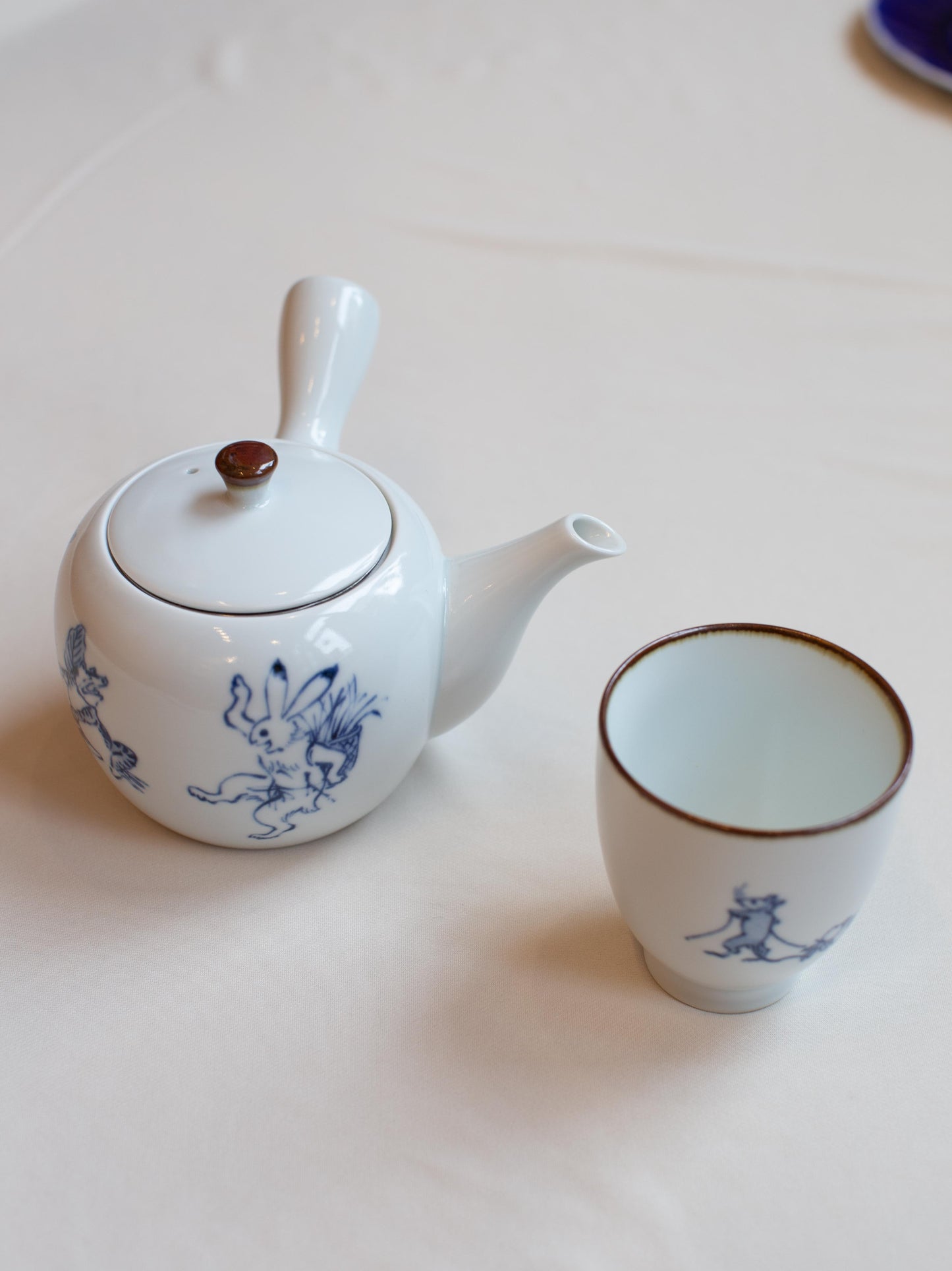 BARBAR CHOJUGIGA Tea Cup