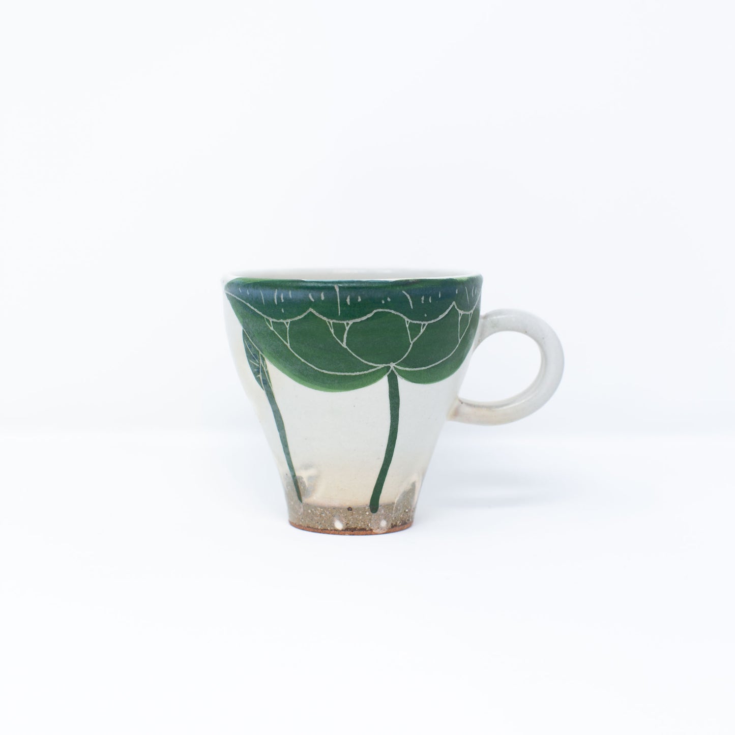 Painted Lotus Leaf Mug with Handle by Momoko Otani （大谷桃子）