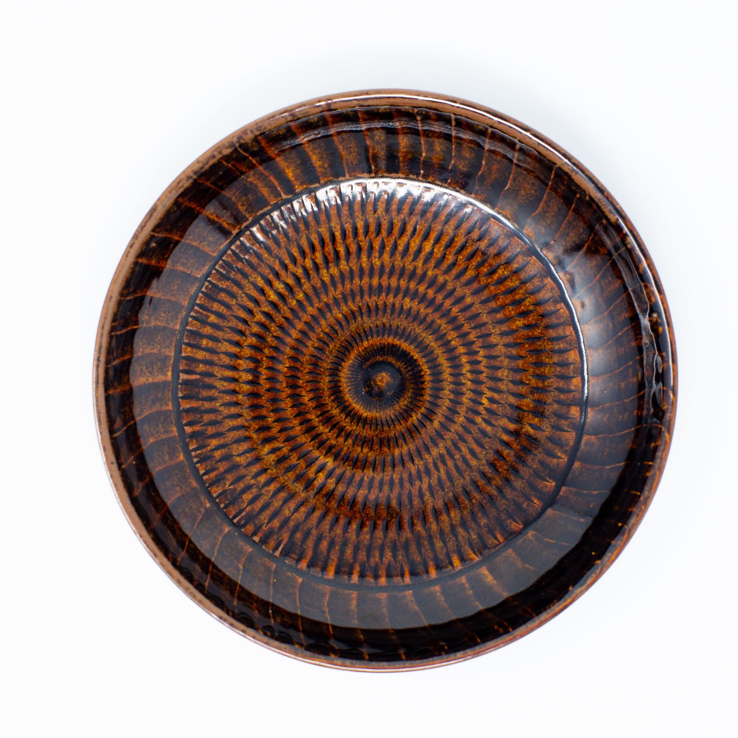 Koishiwara Pottery 小石原烧 - Dark Brown Plate (BR9)