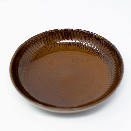 Koishiwara Pottery 小石原烧 - Dark Brown Plate (BR3)